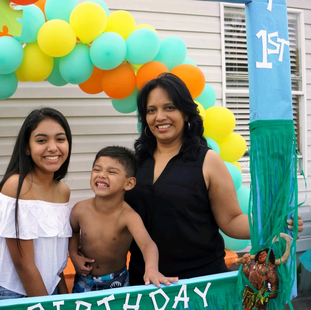 Meet your Posher, Angelica